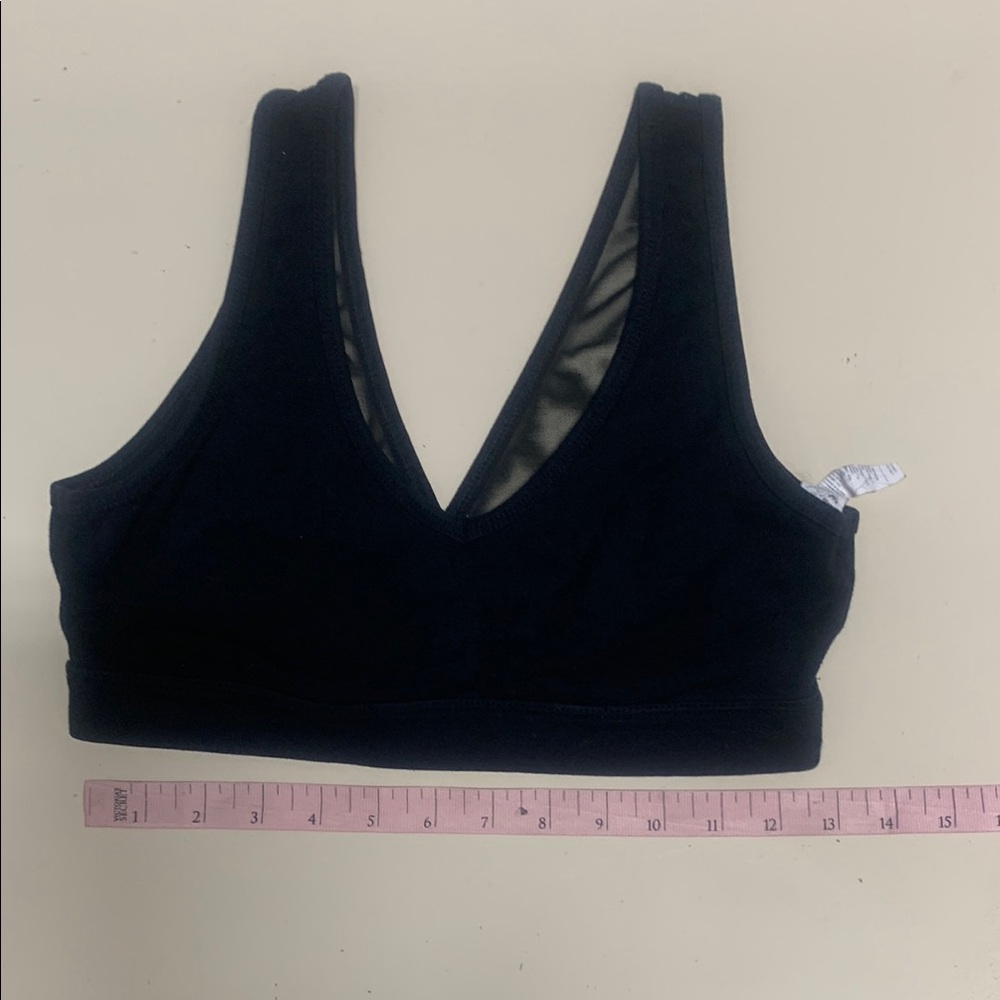 Old Navy Black Sports Bra with V-Neck and Wide Straps